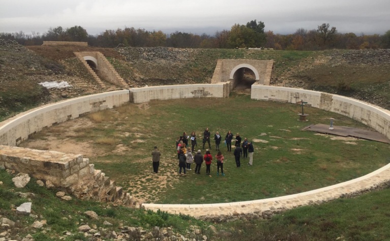 Edukacija (Burnum & Varvaria)